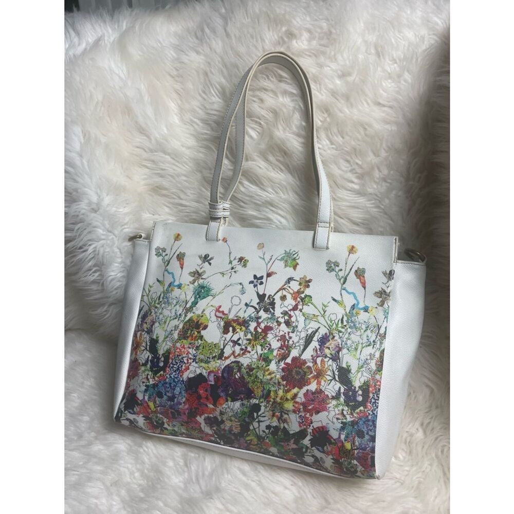 The SAK synthetic White Floral Print Tote Bag - Elegant Everyday Carry